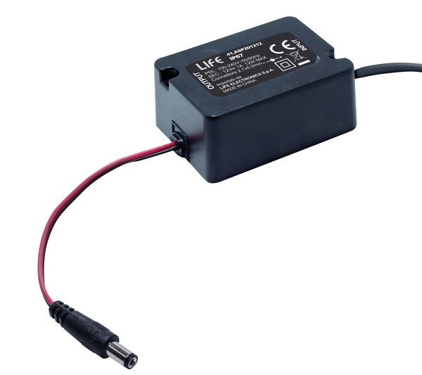 Alimentatore IP67 12V 1,0A 12W Input 100-240Vac, 56x39x26mm, con presa 2,1x5,5mm Alimentatore IP67 12V 1,0A 12W Input 100-240Vac, 56x39x26mm, con presa 2,1x5,5mm